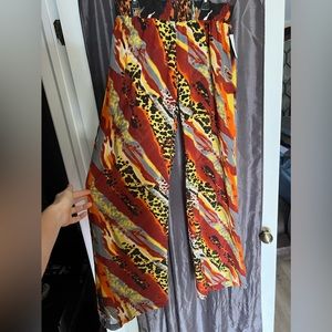 Beach style pants, great for cruise or outside dinner
